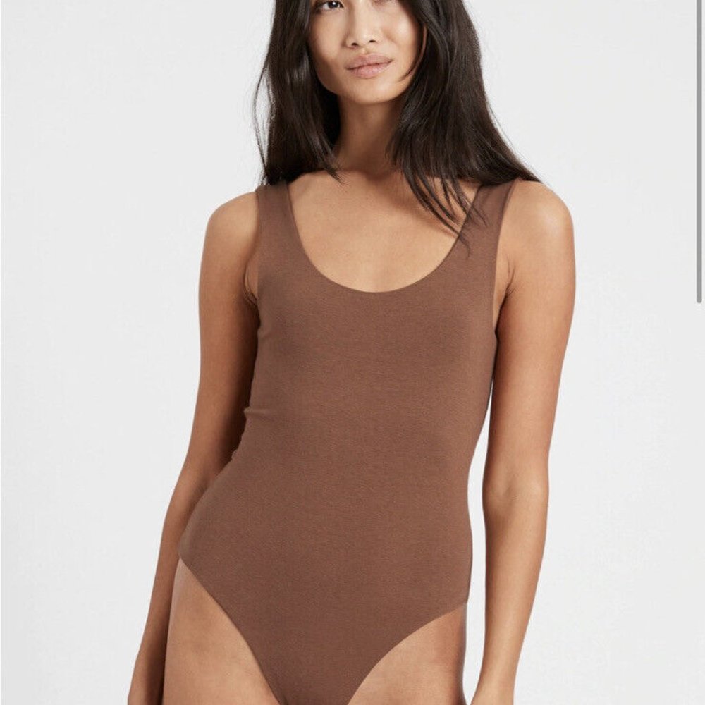 NWOT Banana Republic Scoop-Neck Thong Bodysuit chocolate brown nude